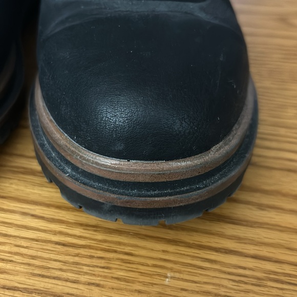 Torrid Shearling Hiker Bootie Size 10 - Picture 4 of 8